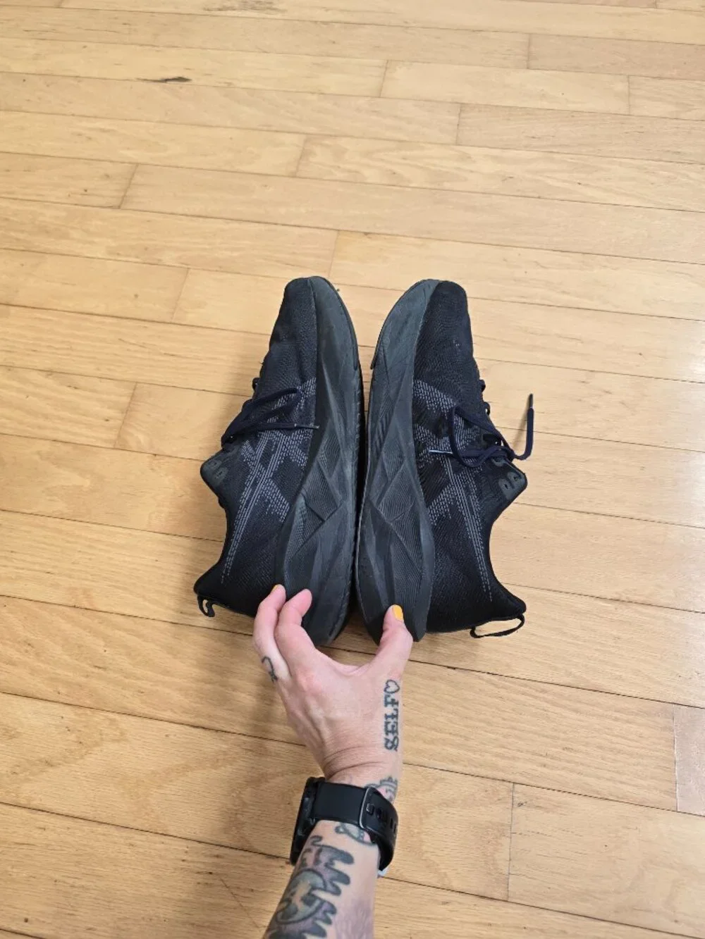 ASICS | Novablast 5 Monochrome Black Running Sneakers | MENS 11